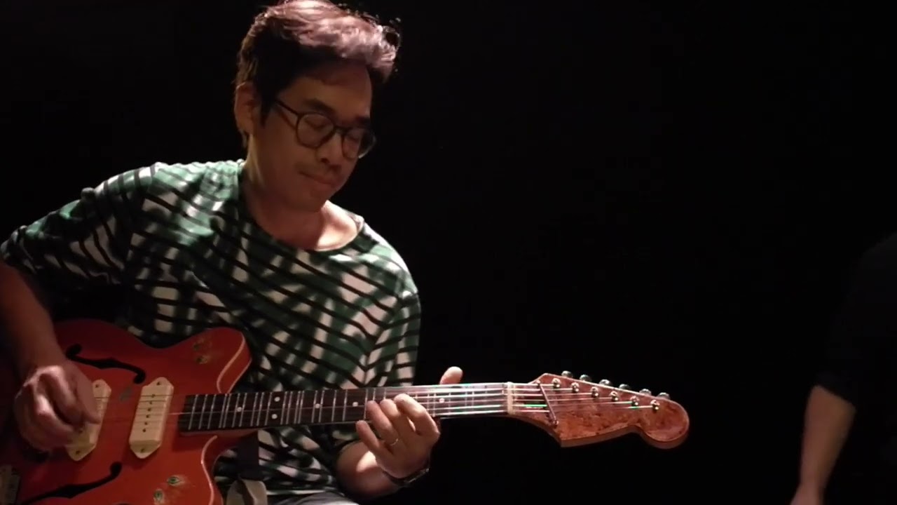75 Dollar bill (live at Les Ateliers Claus) - 17.12.19