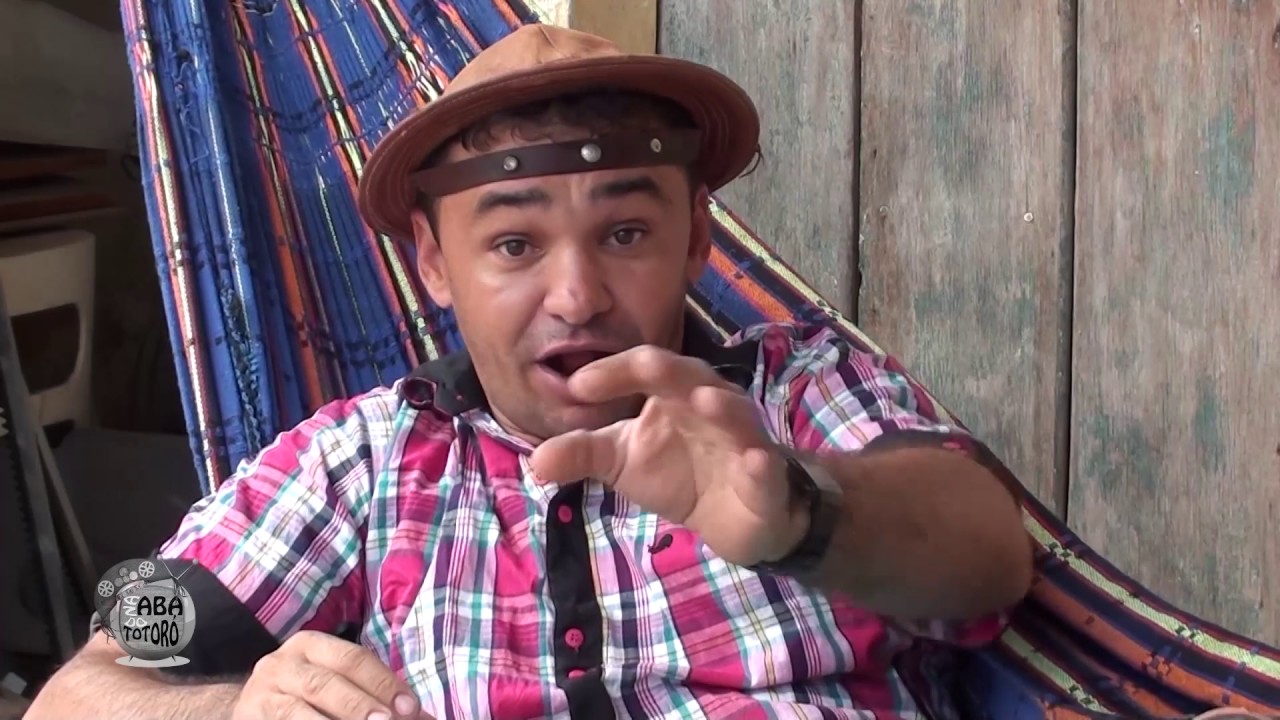 Sérgio Cleto declama 