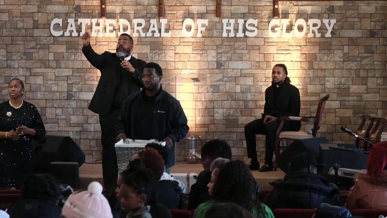 Sunday Morning Worship at Refuge Temple Cathedral of His Glory Cogic w/ Dr Waverly B Bumbrey Sr
