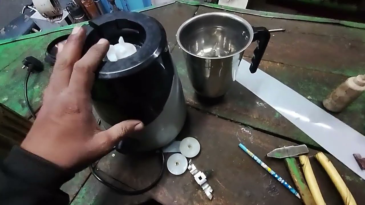 How to change Phillips, mixer grinder coupling 💡फ़िलिप्स की मैक्सी कि कपलिंग कैसे बदले#shots