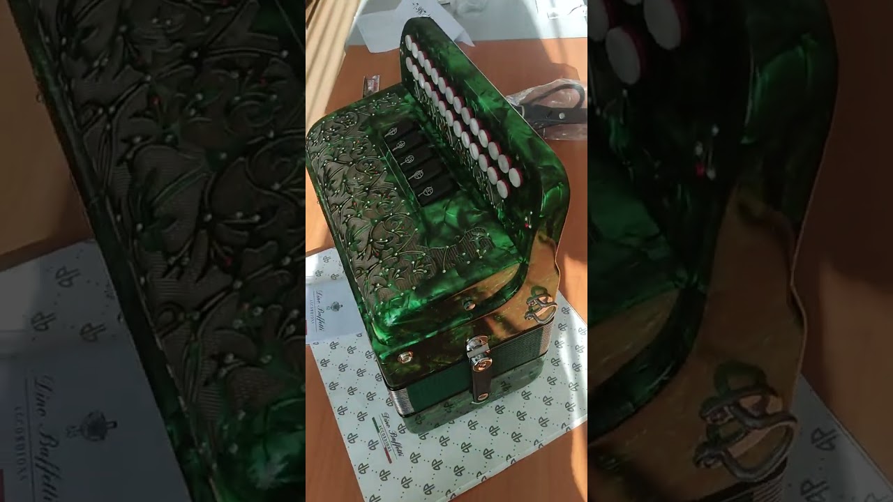 Итальянская Гармонь Dino Baffetti.