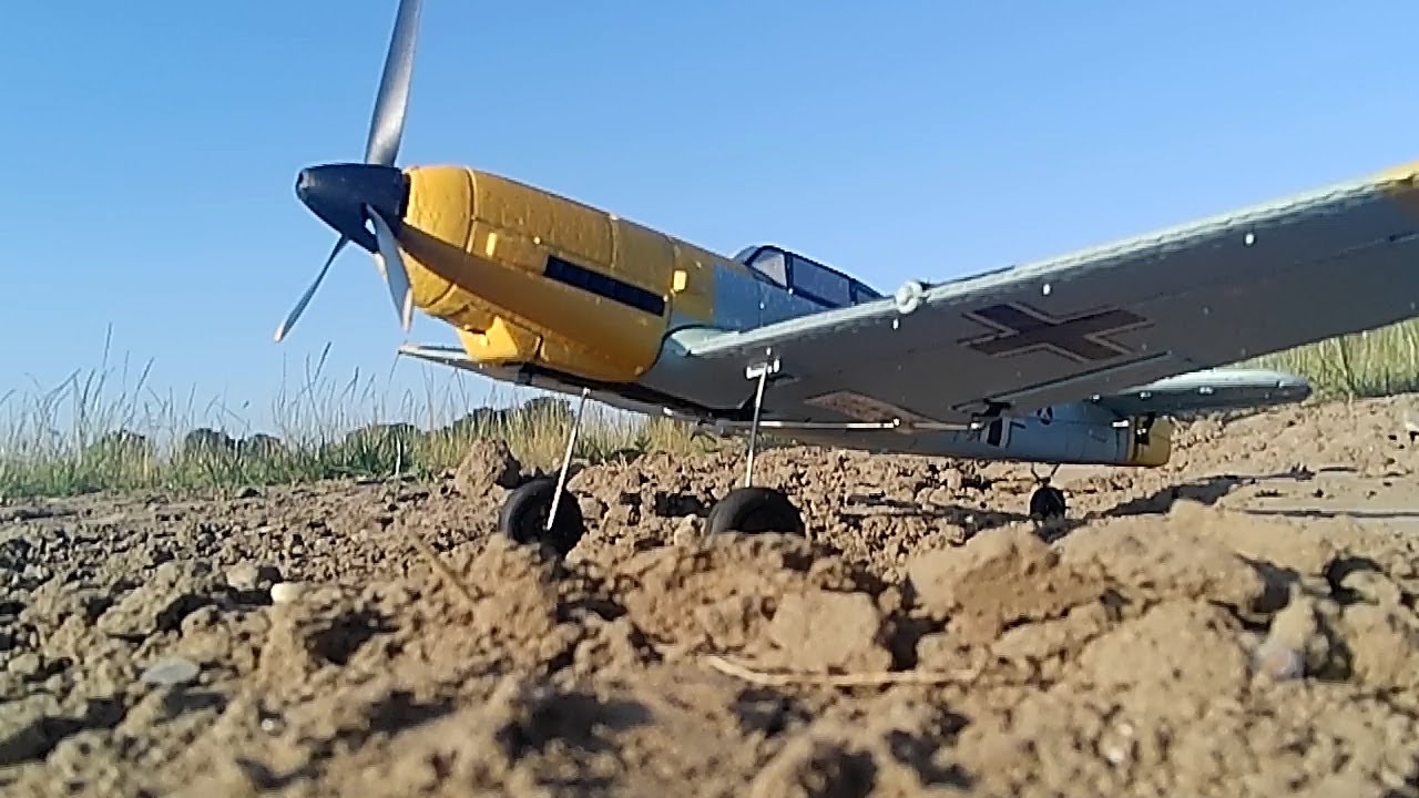 R/C Messerschmitt Bf109 Landings - trying to get a good one