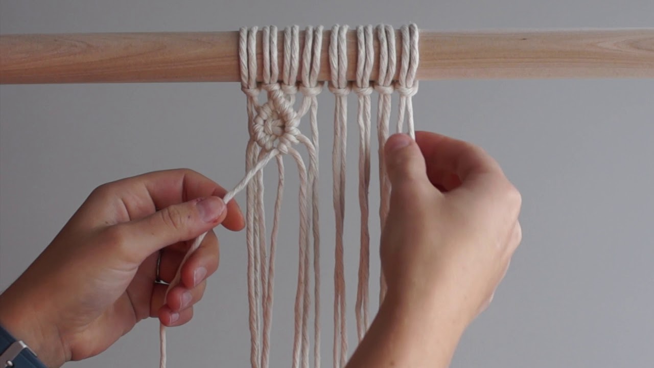 Macrame For Beginners - 28 Days of Knots! Day 10: Diamond Pattern with Square Knot