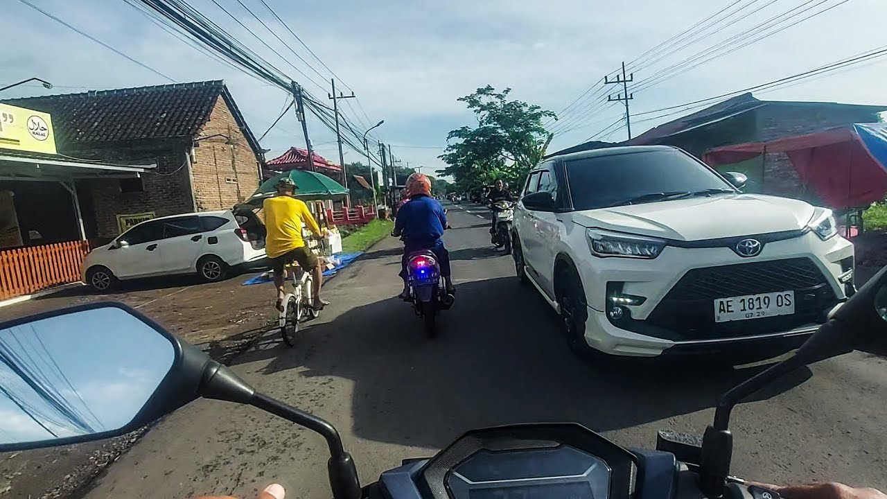 PASAR PAHINGAN MAOSPATI MAGETAN JATIM HARI MINGGU 1 MARET 2026