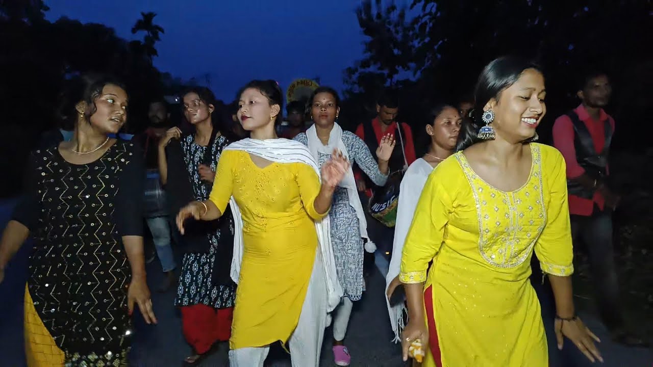 তোর বুকে আমি রাখিব মাথা।। DJ 2023 নাচ