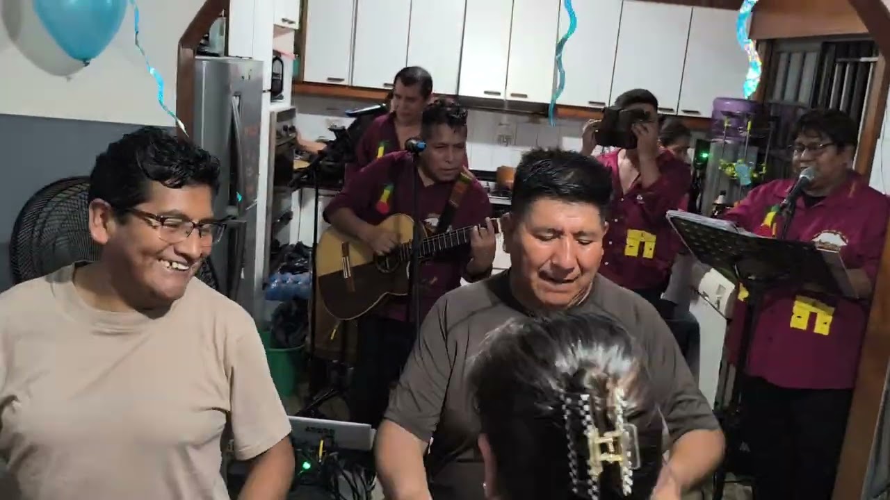 Mix PUCARAS ILLIMANI, cumple años de don Celestino, Buenos Aires - Argentina 