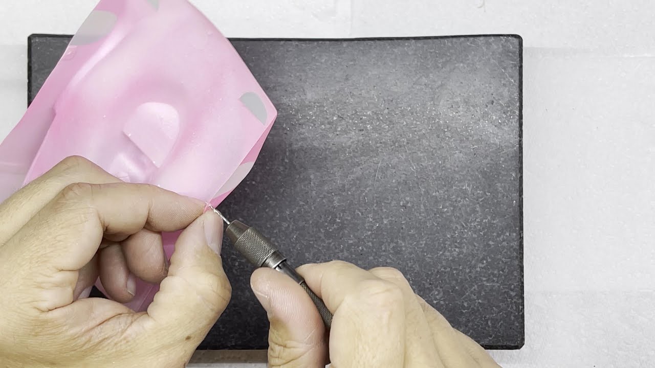 Preparing a Vacuum Formed Slot Car Race Body - Part 2