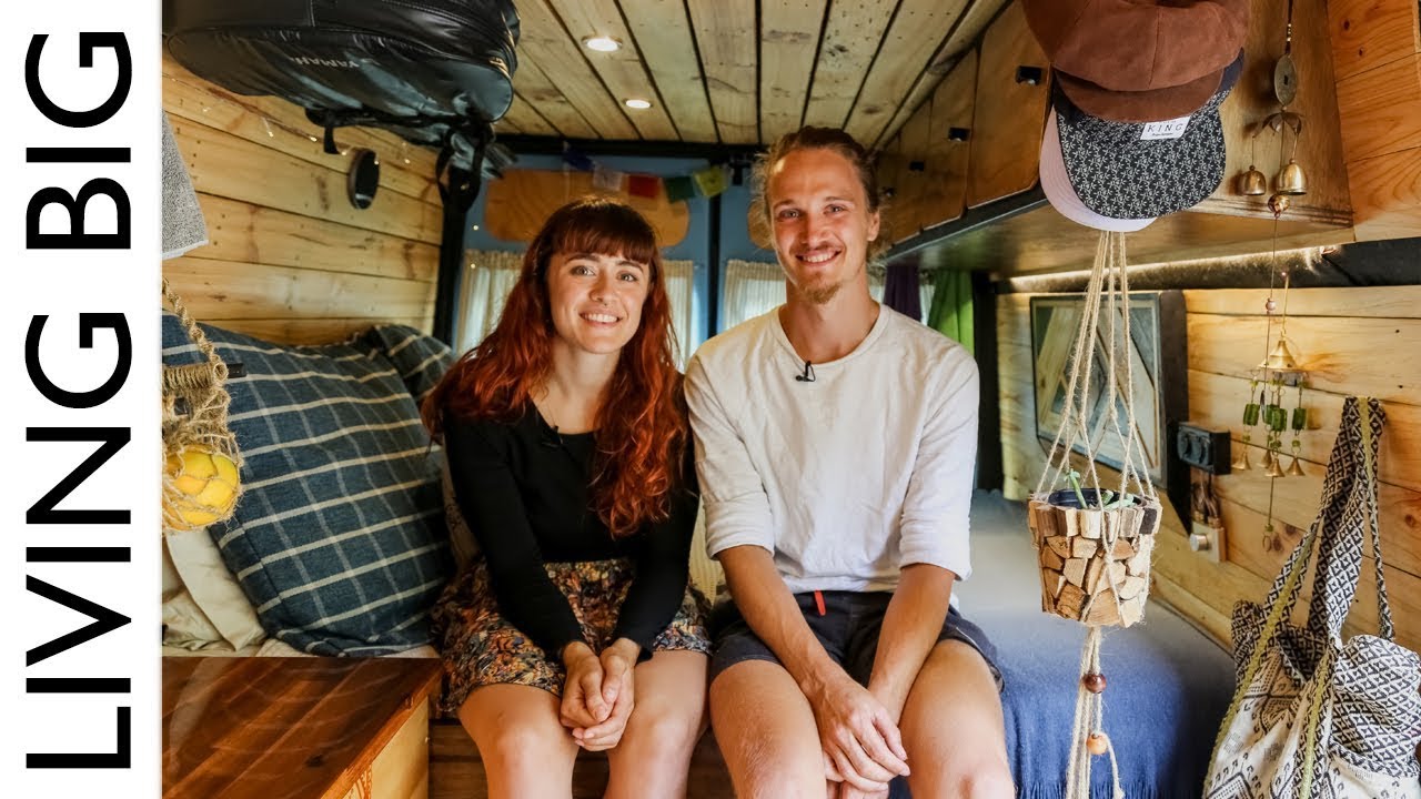 Epic Off-Grid Van Conversion для непрерывного путешествия по Австралии