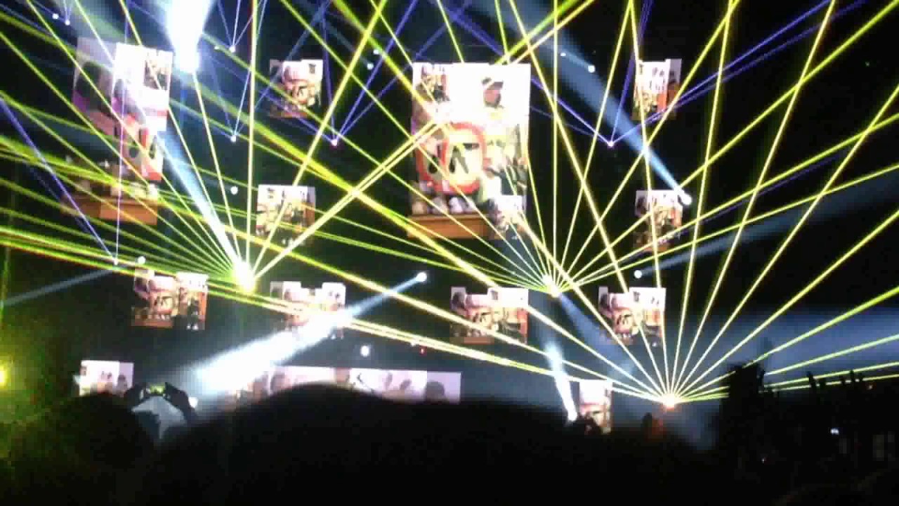 Aphex Twin @ Field Day  - [Polygon Window - Audax Powder]