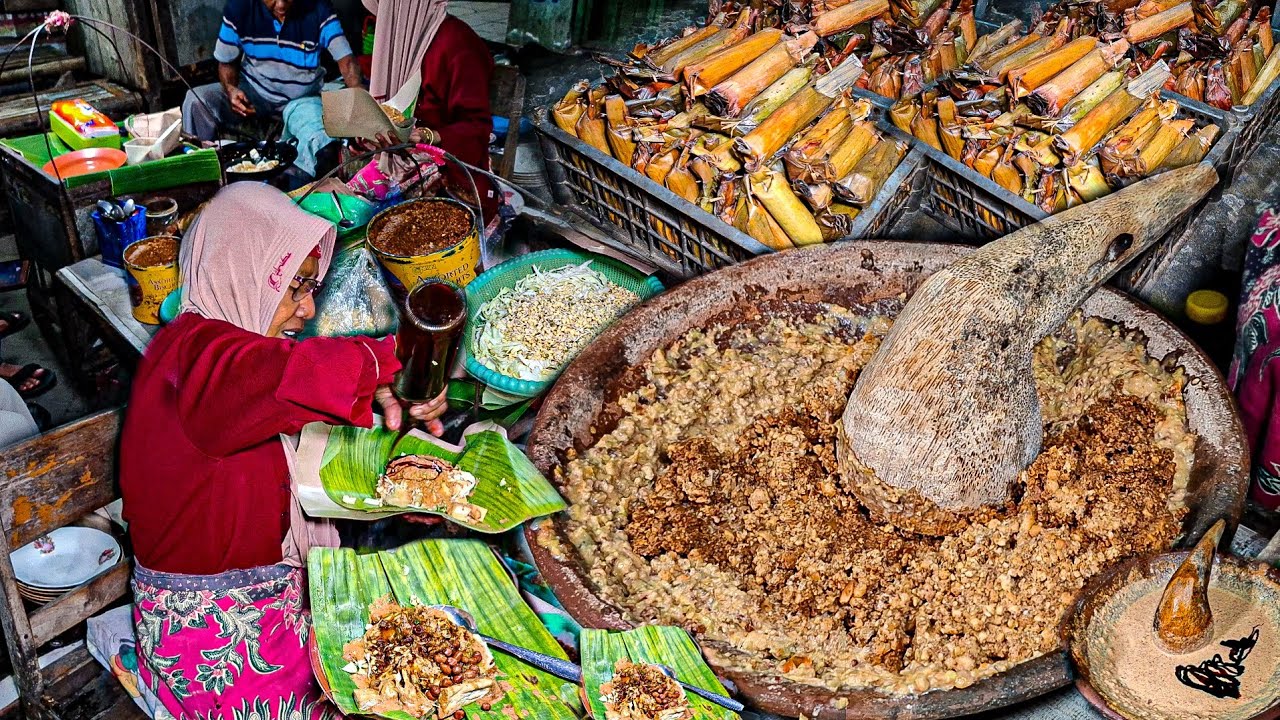 GAGAL FOKUS !! SEPASANG KEKASIH NEKAT MERANTAU 40 TH LEBIH, JUALAN LONTONG TAHU DI POJOKAN PASAR 