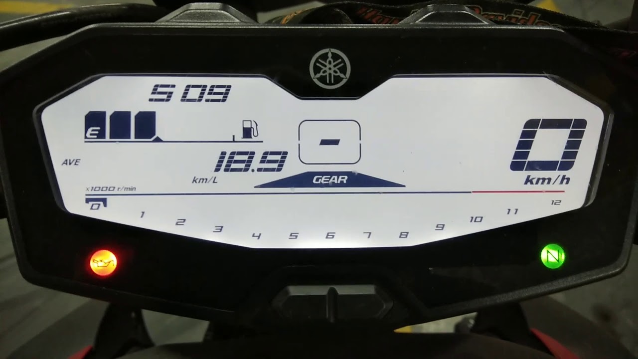 Yamaha MT-07: Configuração do Painel para Consumo de Combustível em Km/L
