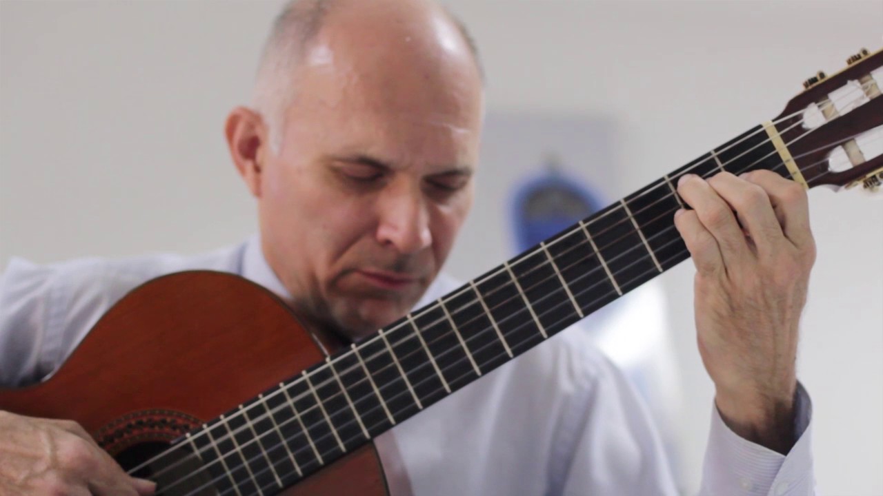 Handel Minuet in G minor on guitar