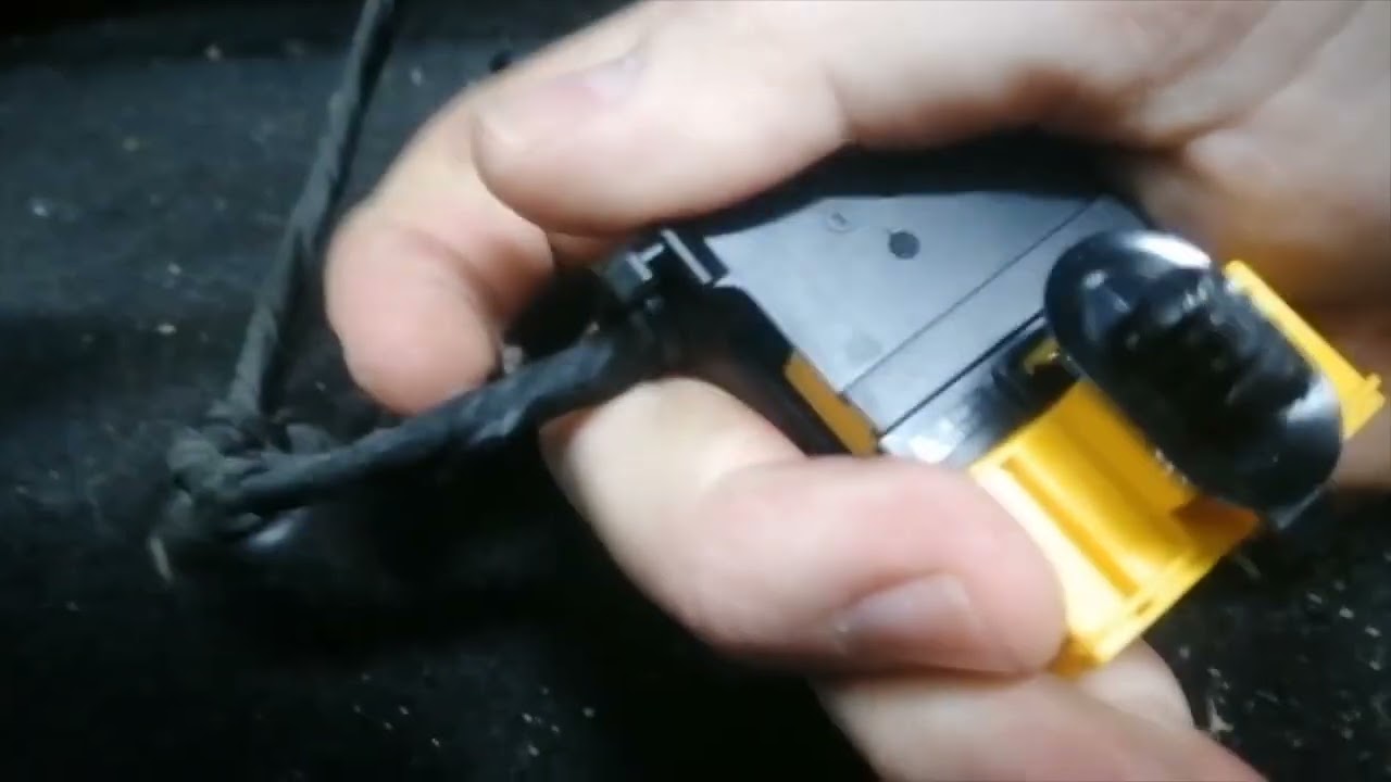 How to remove front Seat Driver Side Citroen C4 Picasso