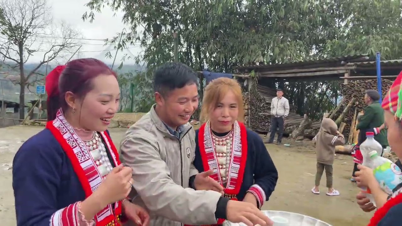 Lễ Chúc Tết của người dân tộc dao đỏ ở Tuyên Quang (Hà Giang cũ) | Hongg Phuongg Cameo📸