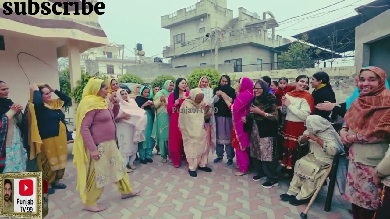 Desi Saas Bahu Gidda Dance | Punjabi Boliyan | Latest Punjabi Culture desi marriage mehandi program