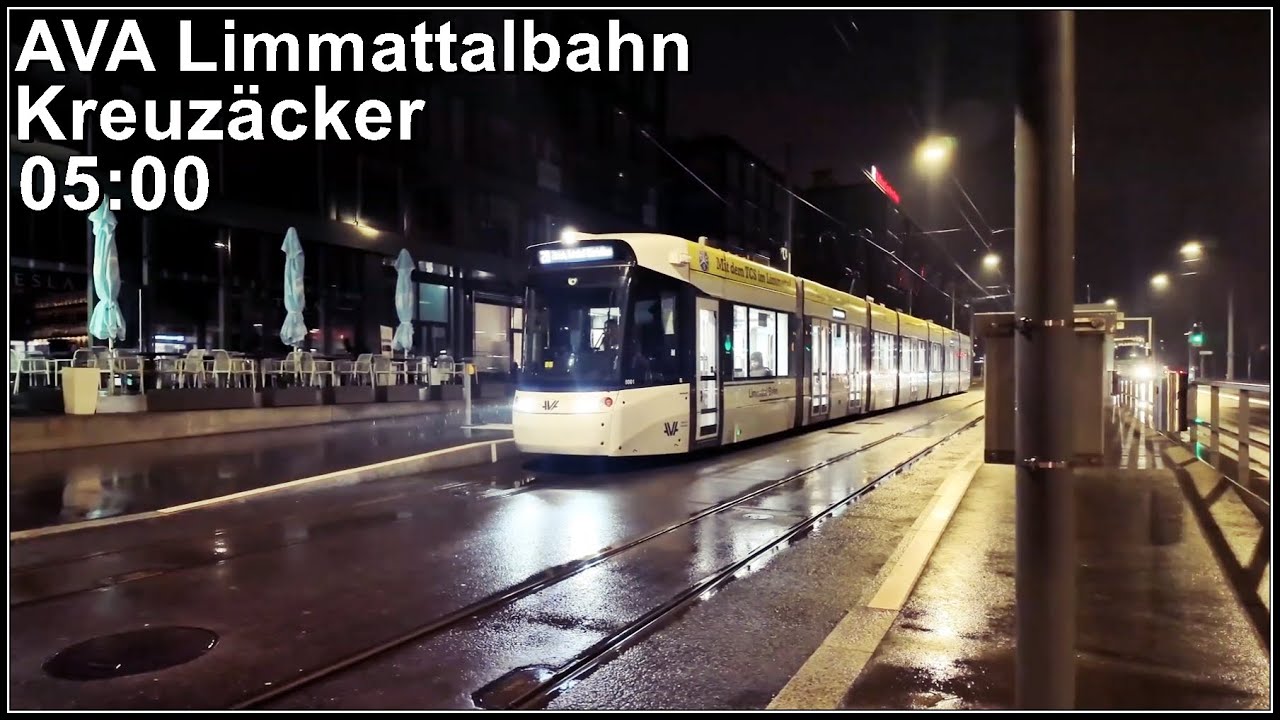 Erste Limmattalbahn fährt aus dem Depot Müsli | Haltestelle Spreitenbach Kreuzäcker
