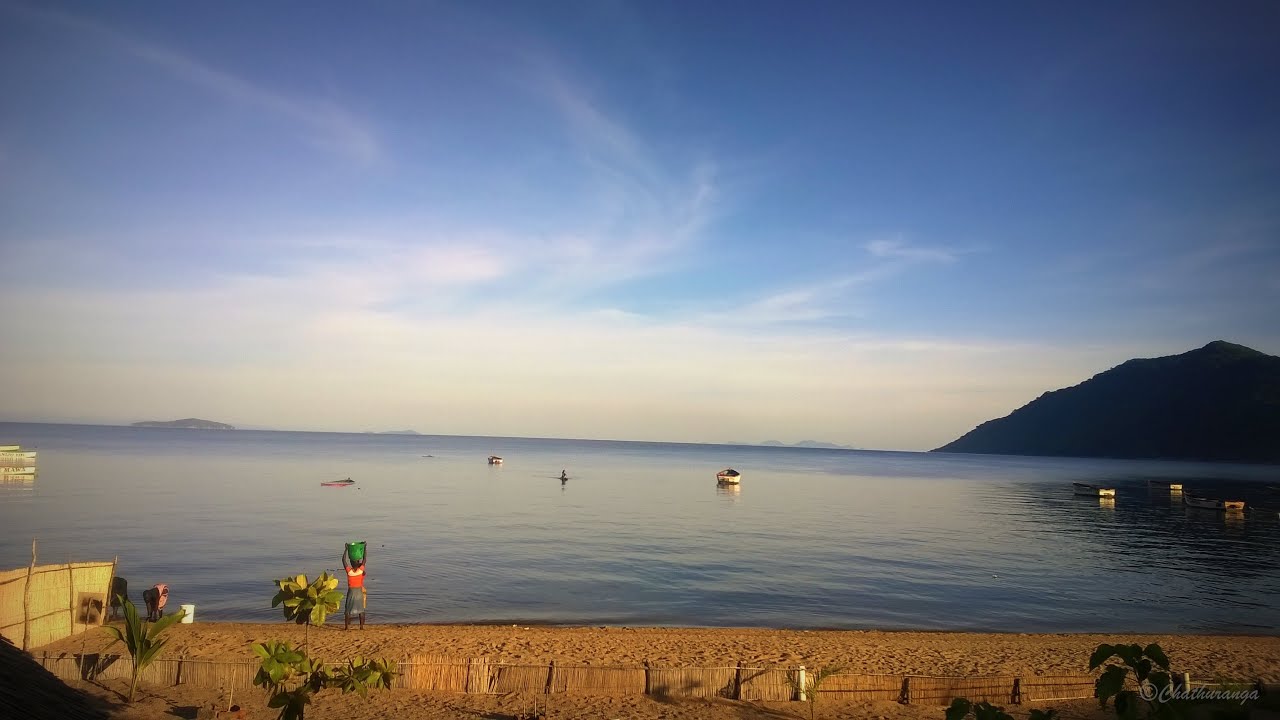 Cape Maclear | Lake Malawi | Sandy beaches and granite rocks
