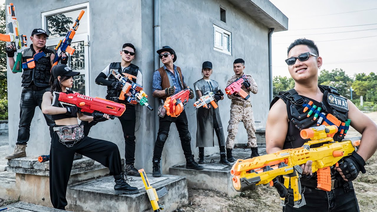SEAL X Nerf War: Команда SWAT Warriors сражается с преступной группировкой, капитаном доктором Ли...