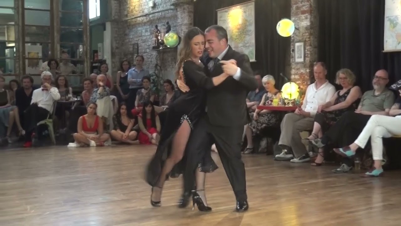 Flávia Morari & Hernán Alvarez Prieto: 