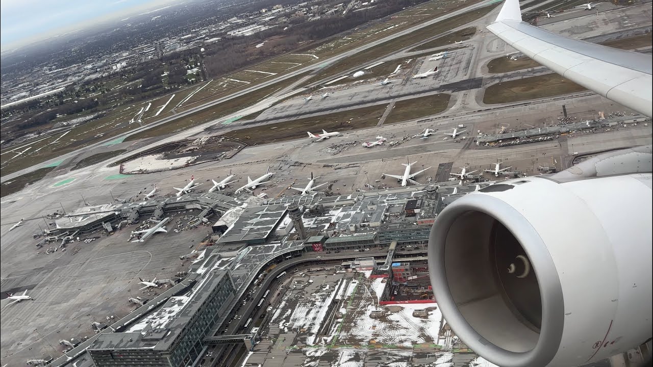 Air Canada A330-300 Montreal (YUL) to Toronto (YYZ)