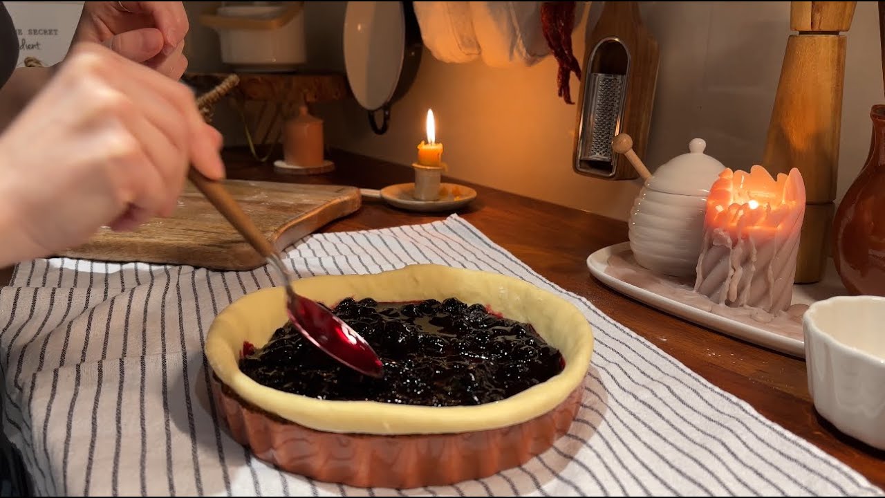 уютный влог🕯️готовлю вишневый пирог 🍒🥧 дневник одинокой девушки