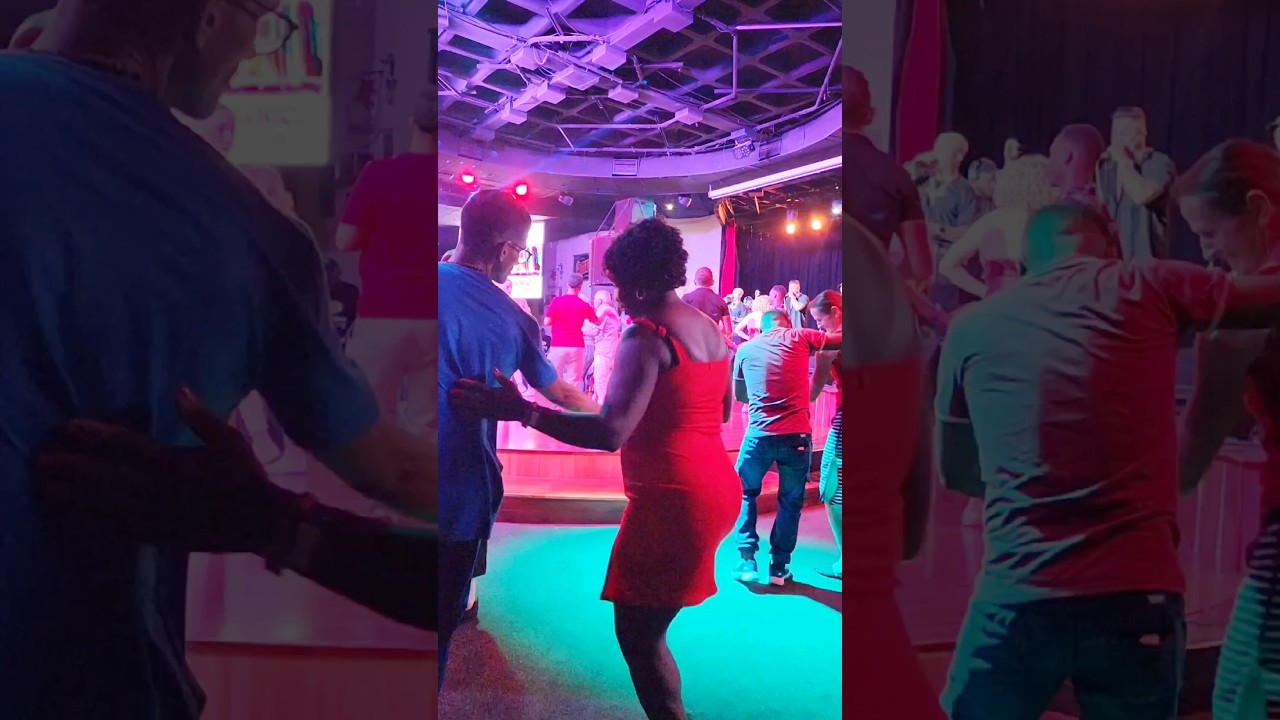 Dancing salsa in Cuba 🇨🇺 is epic. Watch until the end 💃🥰🔥🕺