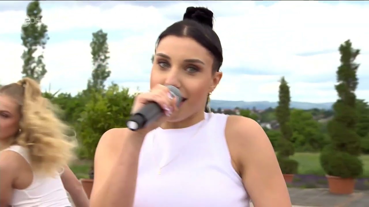 Anna-Sophie - Attack Without Warning @ZDF-Fernsehgarten 29.05.2022