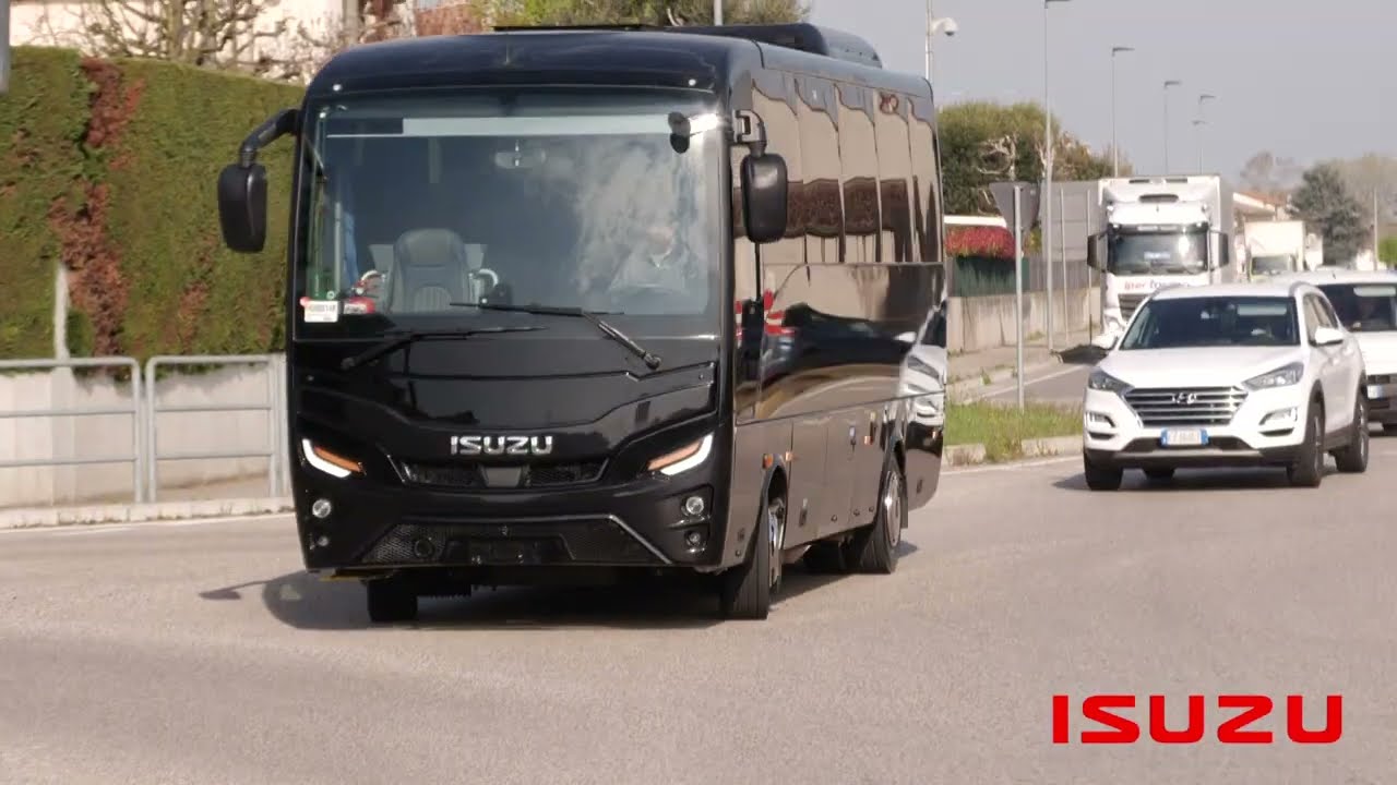 ISUZU GRAND TORO (Black Label) Turistico