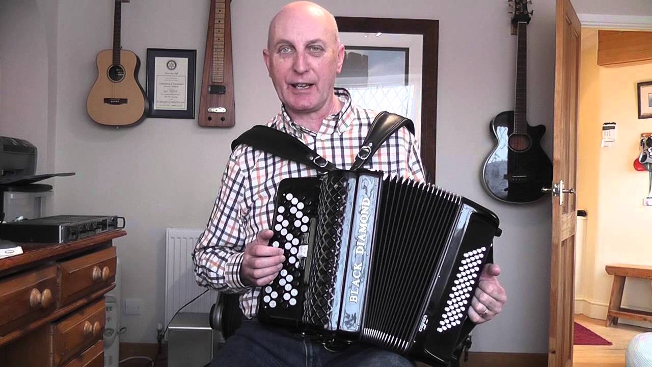 How To Play The Chromatic Button Accordion - Lesson Five