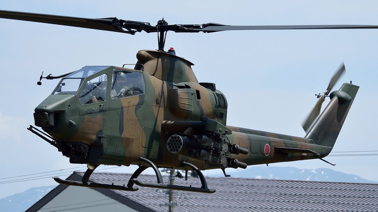 【陸上自衛隊】AH-1S コブラ 対戦車ヘリコプター 着陸 新発田駐屯地｜Japan's Fuji-Bell AH-1S Cobra Attack Helicopter Landing JGSDF