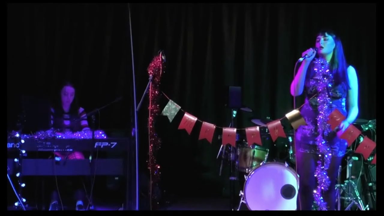 Lost Without You - Freya Ridings Cover by Megan Reed and Emily Springall