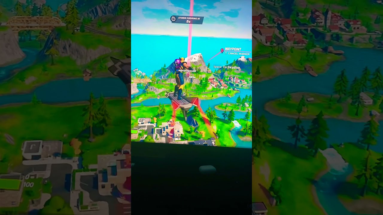 Hyper board glider in Fortnite