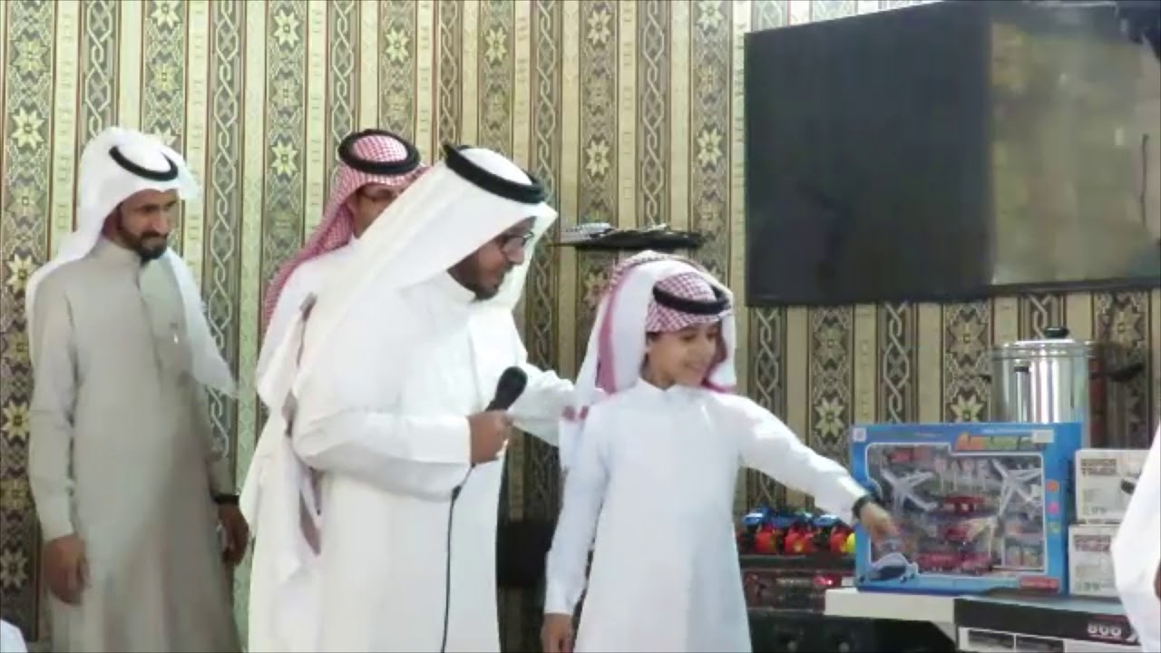معايدة اهالي قرية المصاعبة بزهران بعيد الفطر 1440هـ