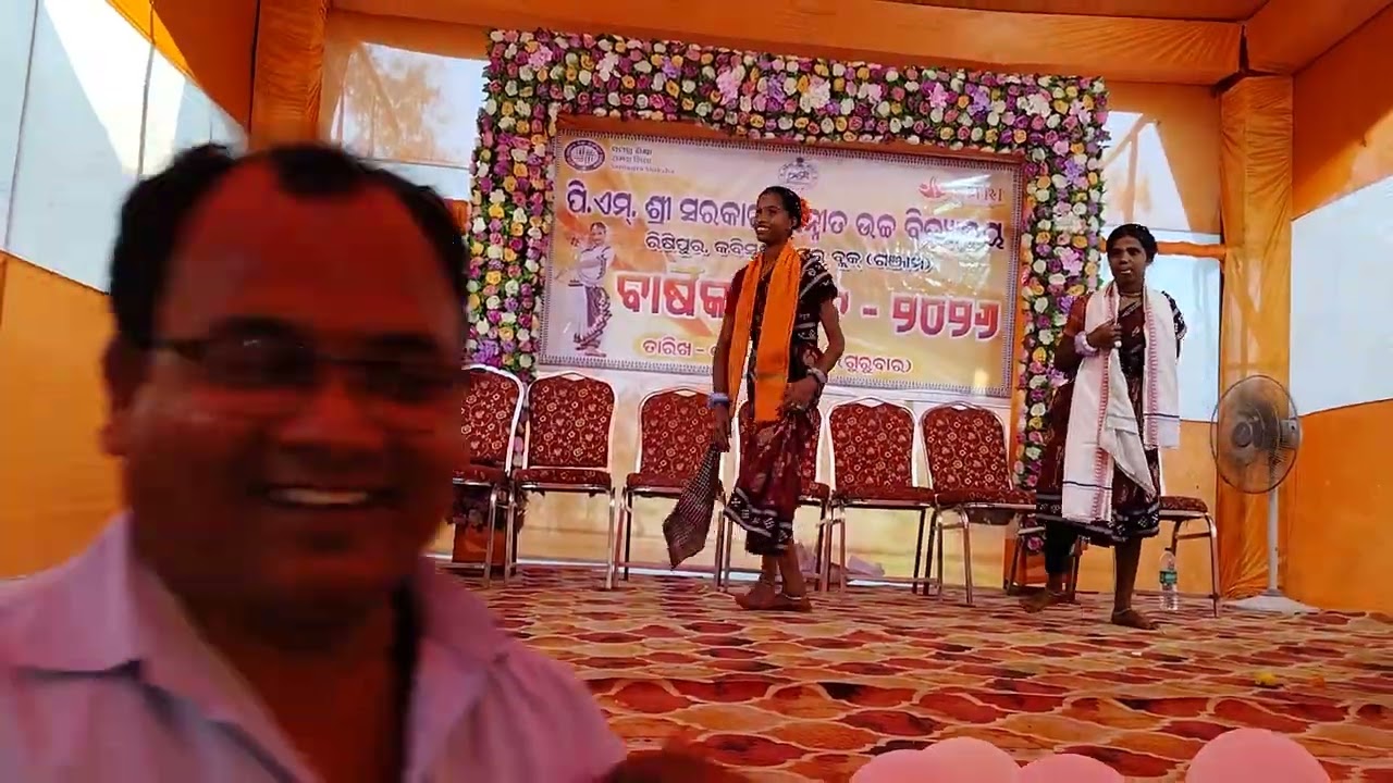 Sambalpur remix dance performance at PM SHRI GOVT UGHS RISHIPUR 
