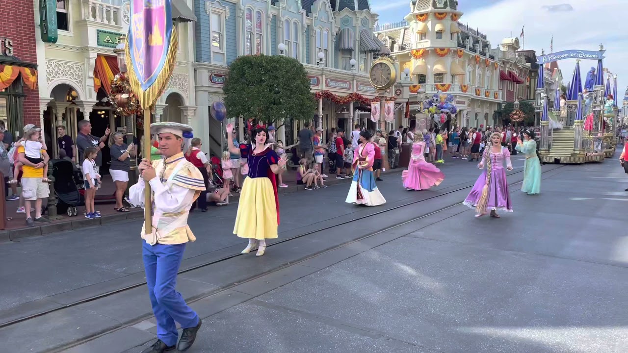 Cavalcade (Disney Princesses)