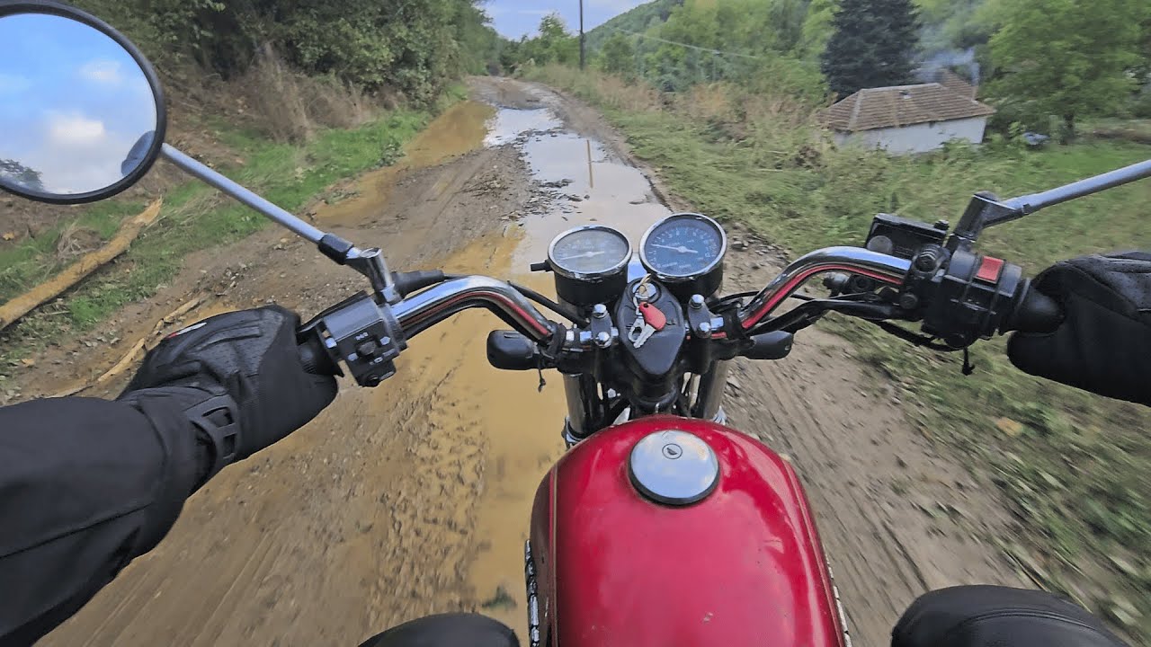 Can This 1997 Suzuki GN 125 Cruiser Survive Off-Road? 🏍️ | POV Adventure to an Abandoned Church