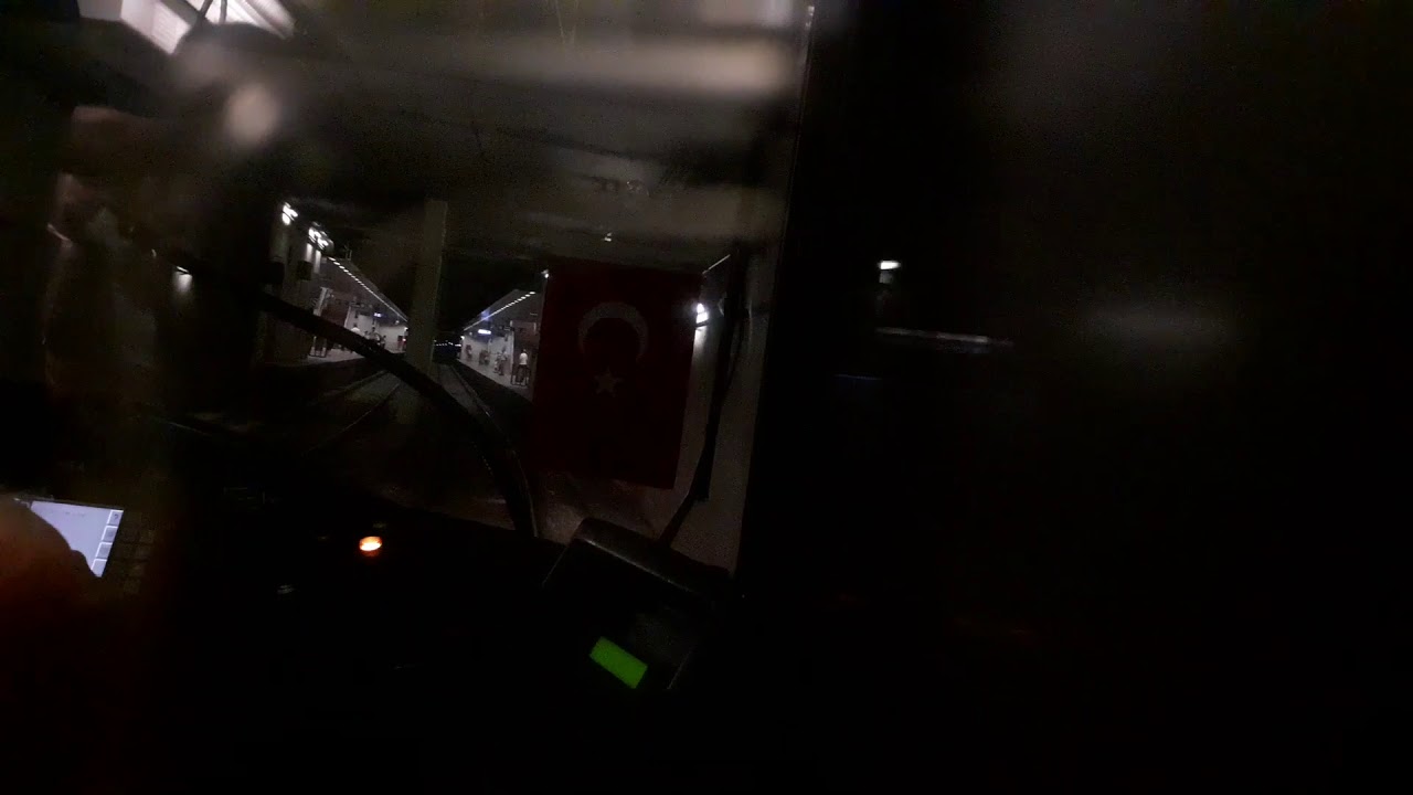 Bursa Metrosu BursaRay - Siemens B80 Vatman Kabini Kapısının Camından Çekim
