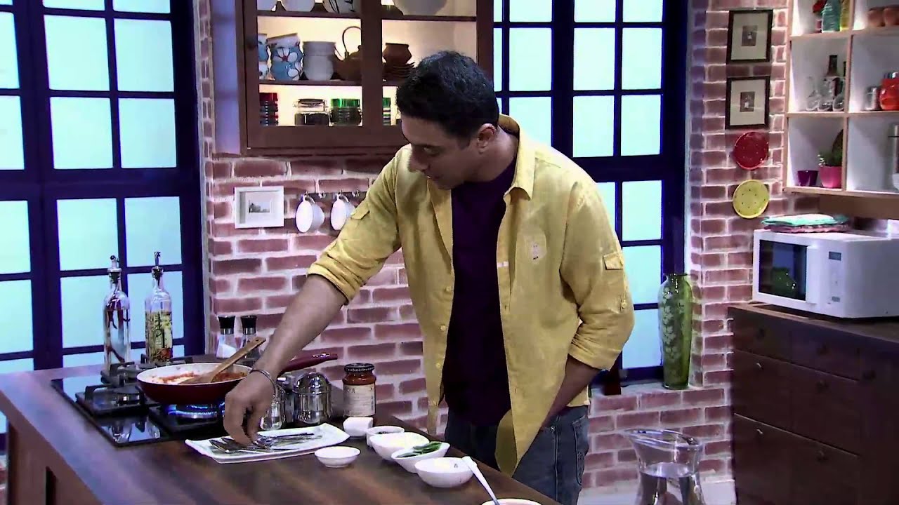 How To Make Pizza Sauce | Quick And Easy Pizza Sauce | Ranveer Brar | Home Made