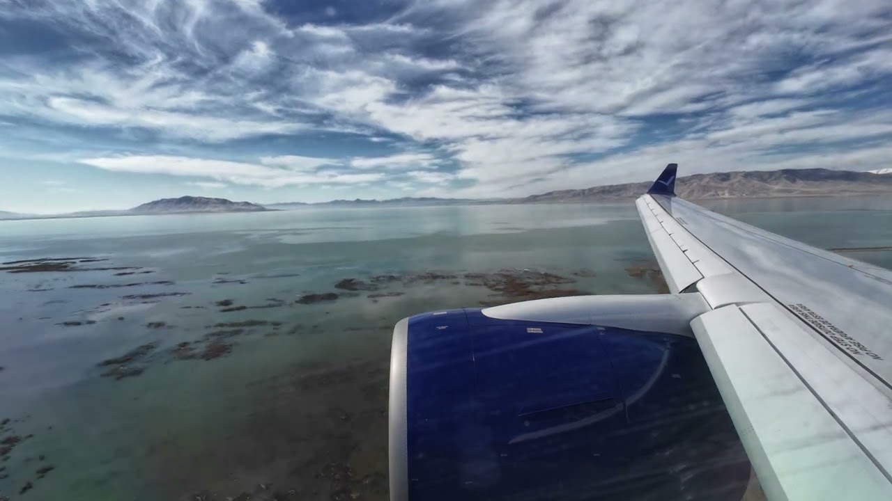 Breeze Airways MXY621 Airbus A220-300 N247BZ Arriving at Provo (PVU) from Phoenix (PHX)