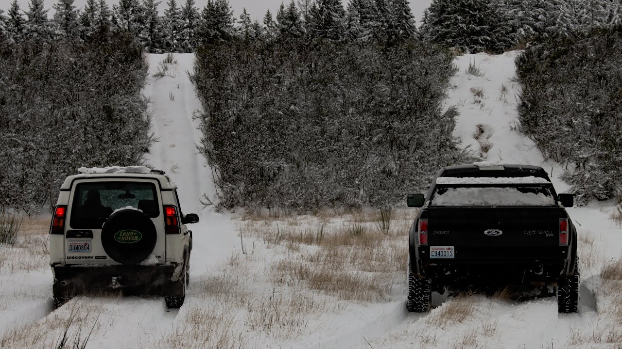 Ford Raptor VS  Land Rover Discovery Snow Hill Climb BATTLE