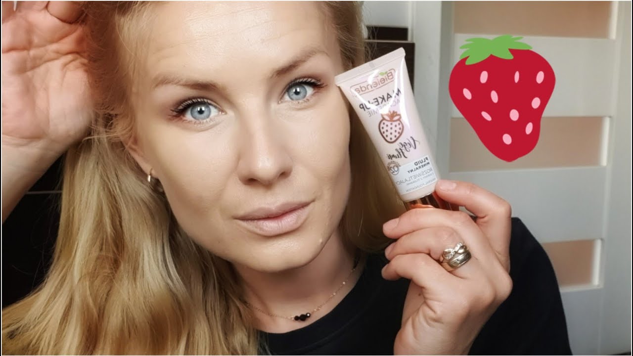 HIT czy KIT? Bielenda Make Up Academie z sokiem z truskawki