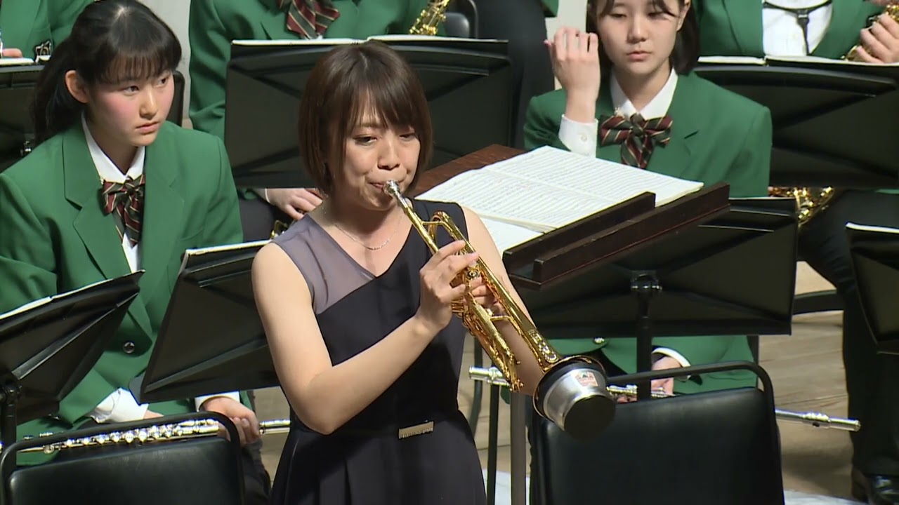 アルチュニアン作曲　トランペット協奏曲