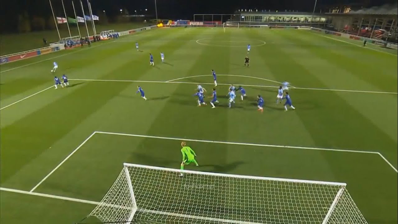 Lucas Bergstr&ouml;m | 18-year-old Finland goalkeeper of Chelsea FC