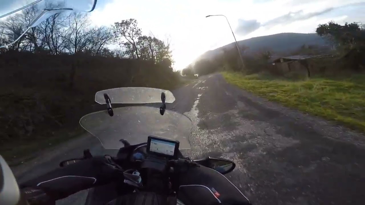 un giro in moto tra l'Umbria ed il reatino,tra curve e scorci mozzafiato.