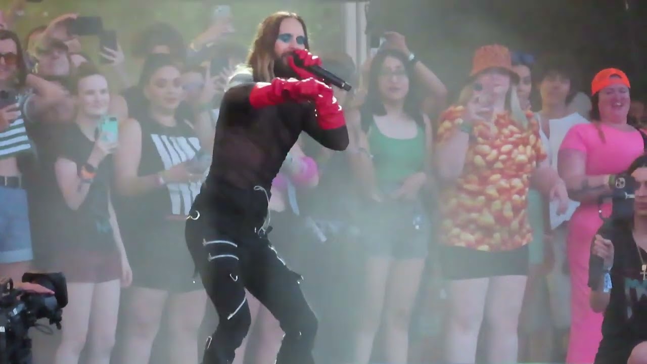 Closer To The Edge - Thirty Seconds To Mars, Lollapalooza , Chicago IL, 08-4-23