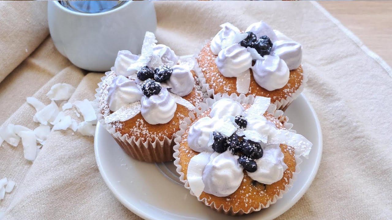 Delicious Cupcakes With Dried Blueberries / Quick & Tasty / Basic Сupcake Dough Recipe