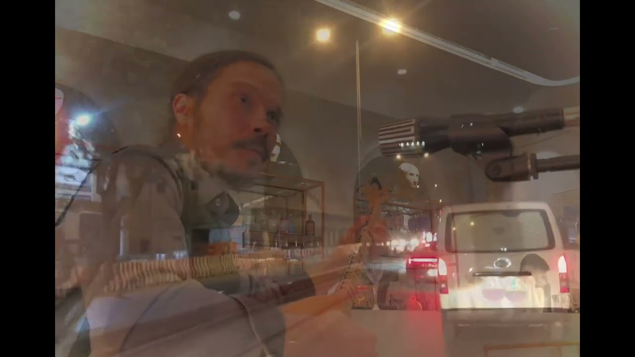 Julio Vaida and him brother saz , live gig at Riyadh. 