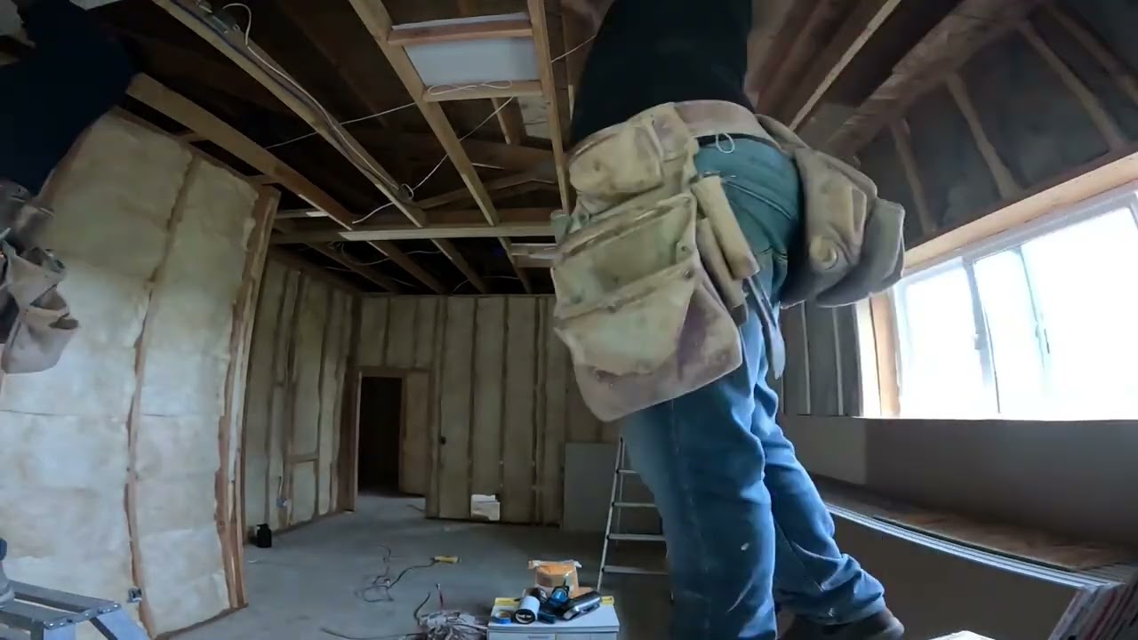 Barndo build - North drywall day 02