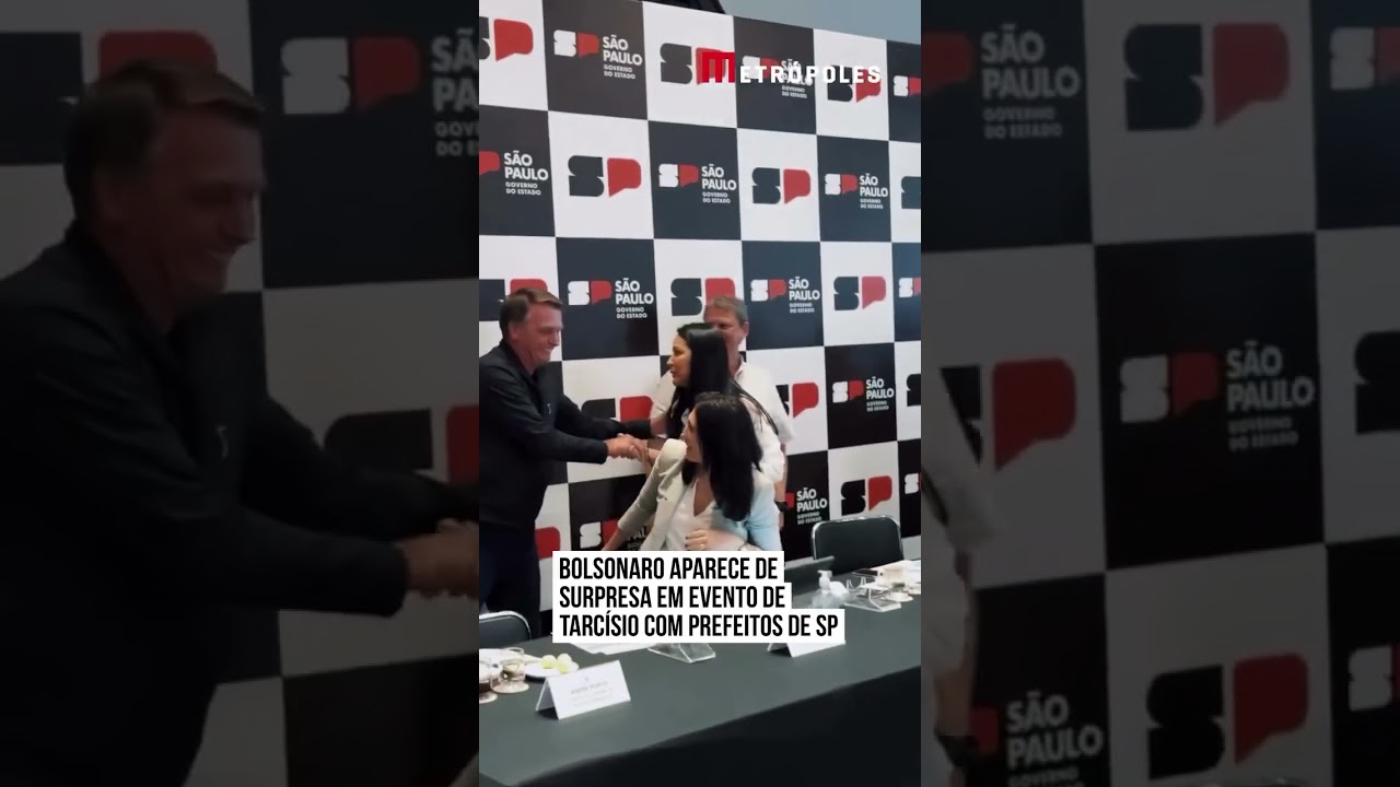Bolsonaro aparece de surpresa em evento de Tarc&iacute;sio com prefeitos de SP