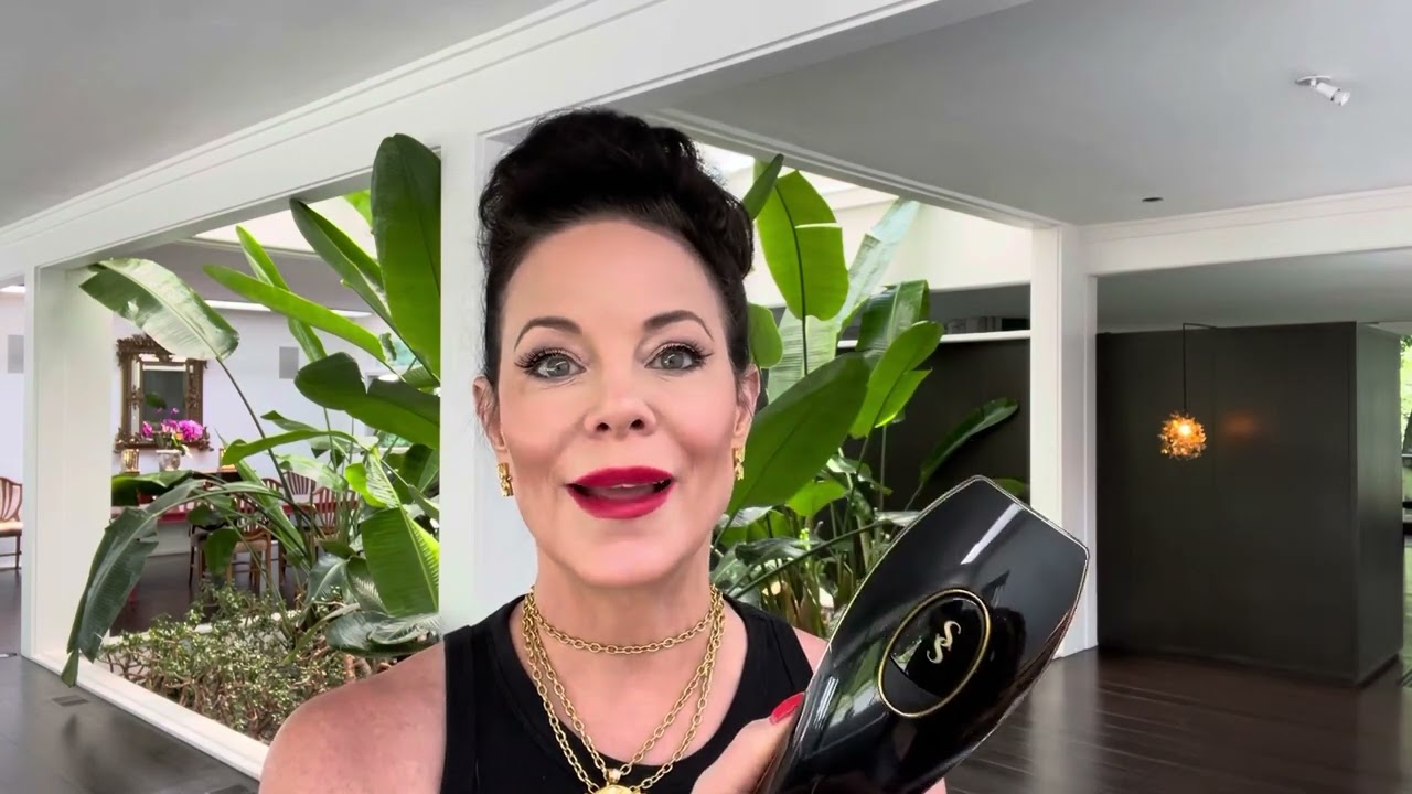 Home Beauty Devices: One I love and one that truly disappointed me.